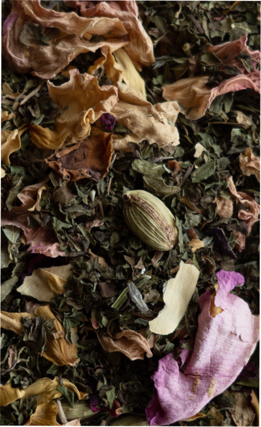 Amber & Gold Lady Moon Tea