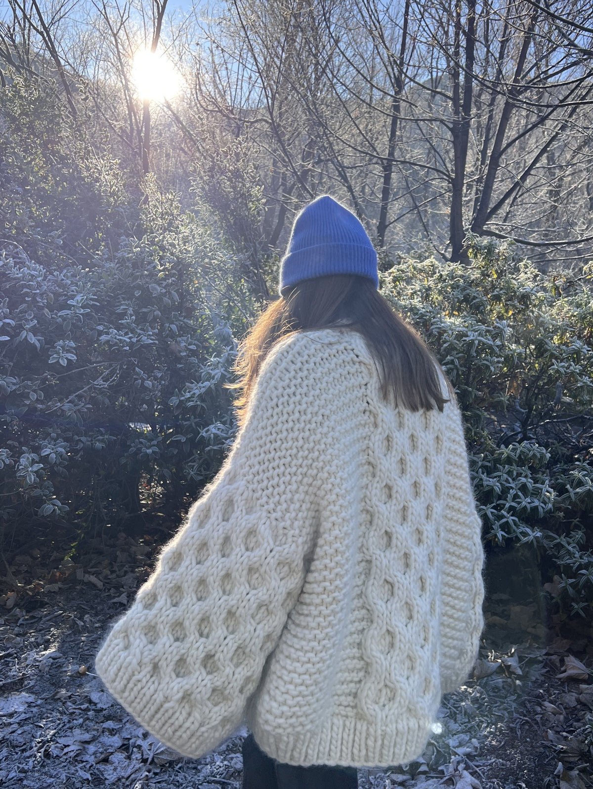 The Knitter Winnie | Ivory