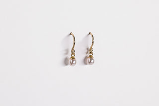 Lisa Webb Classic Pearl Drop Earrings Small | 9CT Gold