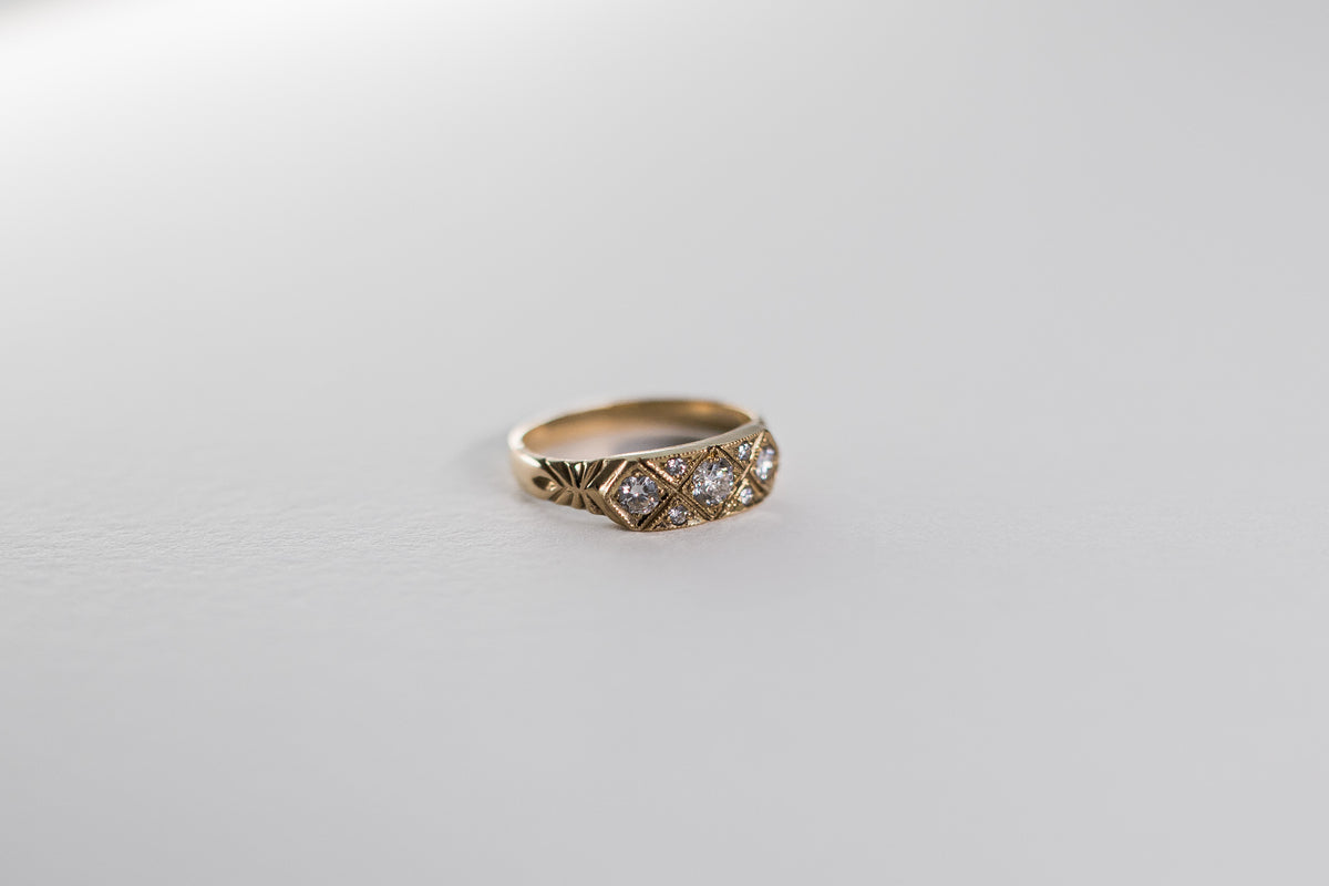 Lisa Webb The Pleiades Ring | 9CT Gold | Diamond