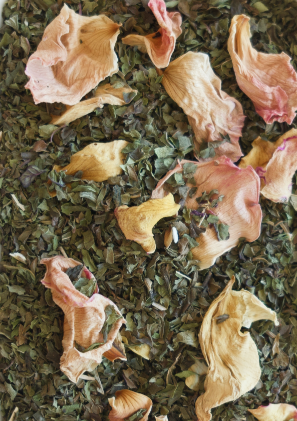 Amber & Gold Moroccan Rose Tea