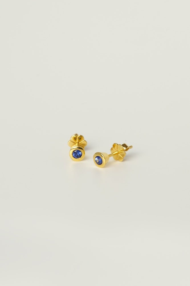 Fine Maya Studs, Blue Sapphire, 9k - Tea & Tonic Matakana - Charlotte Penman