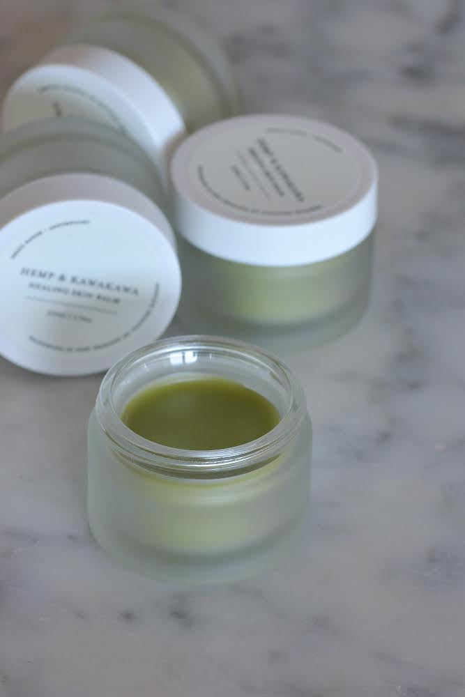 Country Kitchen Kawakawa & Hemp Restorative Balm