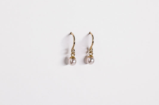 Lisa Webb Classic Pearl Drop Earrings Small | 9CT Gold