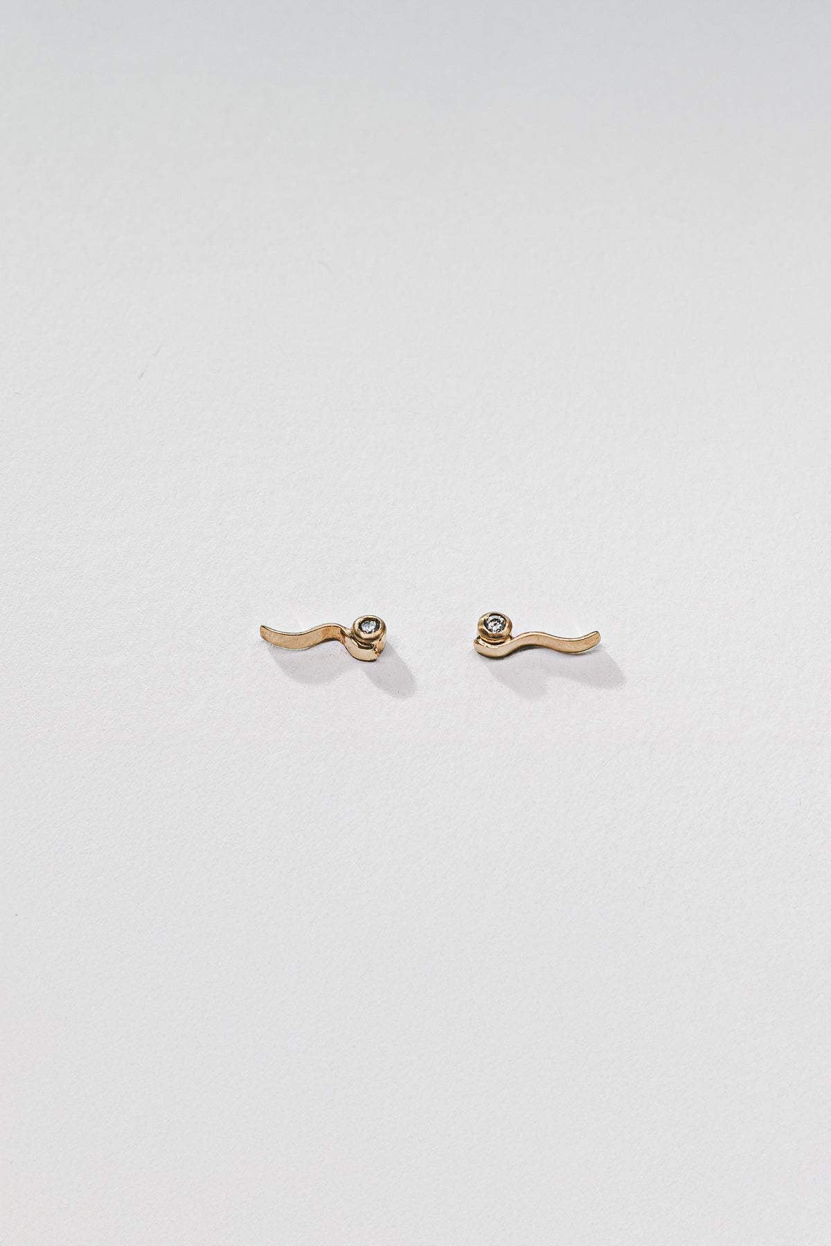 Lisa Webb Wave Stud Earrings | 9CT Gold | Diamond