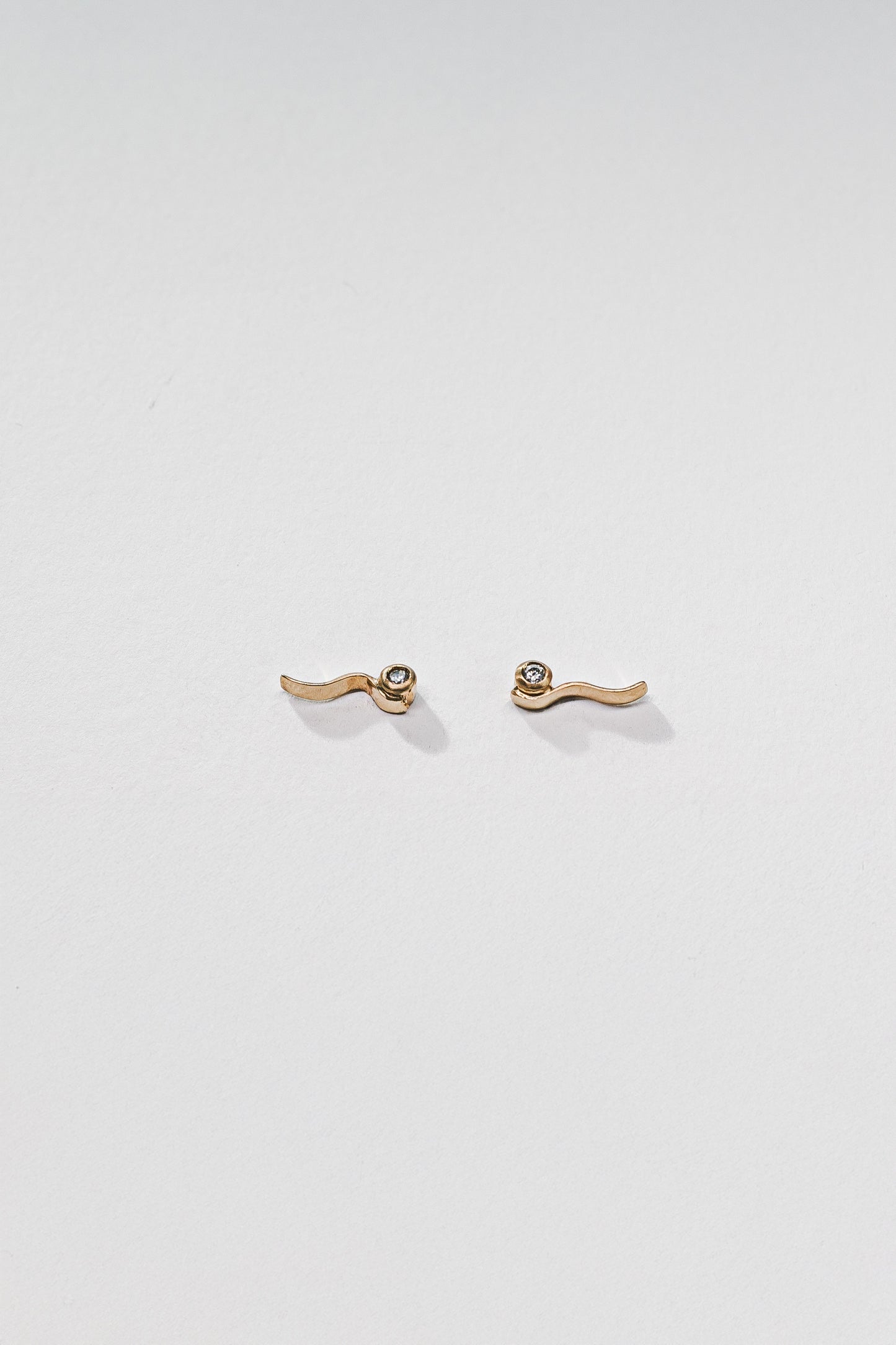 Lisa Webb Wave Stud Earrings | 9CT Gold | Diamond