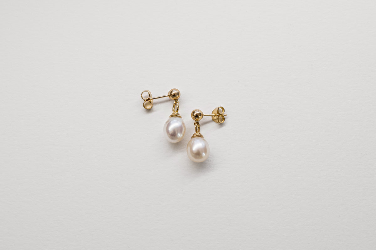 Lisa Webb Pearl Drop Stud Earrings | 9CT Gold