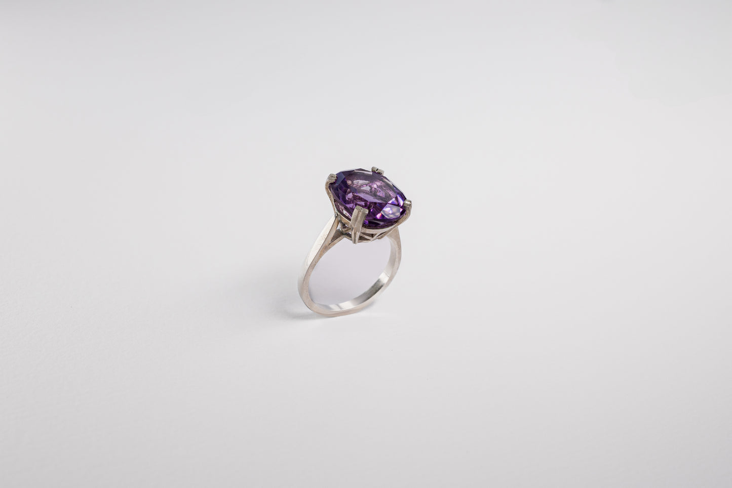 Lisa Webb Oval Cut Cocktail Ring | STG Silver | Amethyst