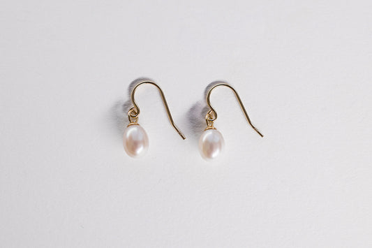 Lisa Webb Classic Pearl Drop Earrings Large | 9CT Gold