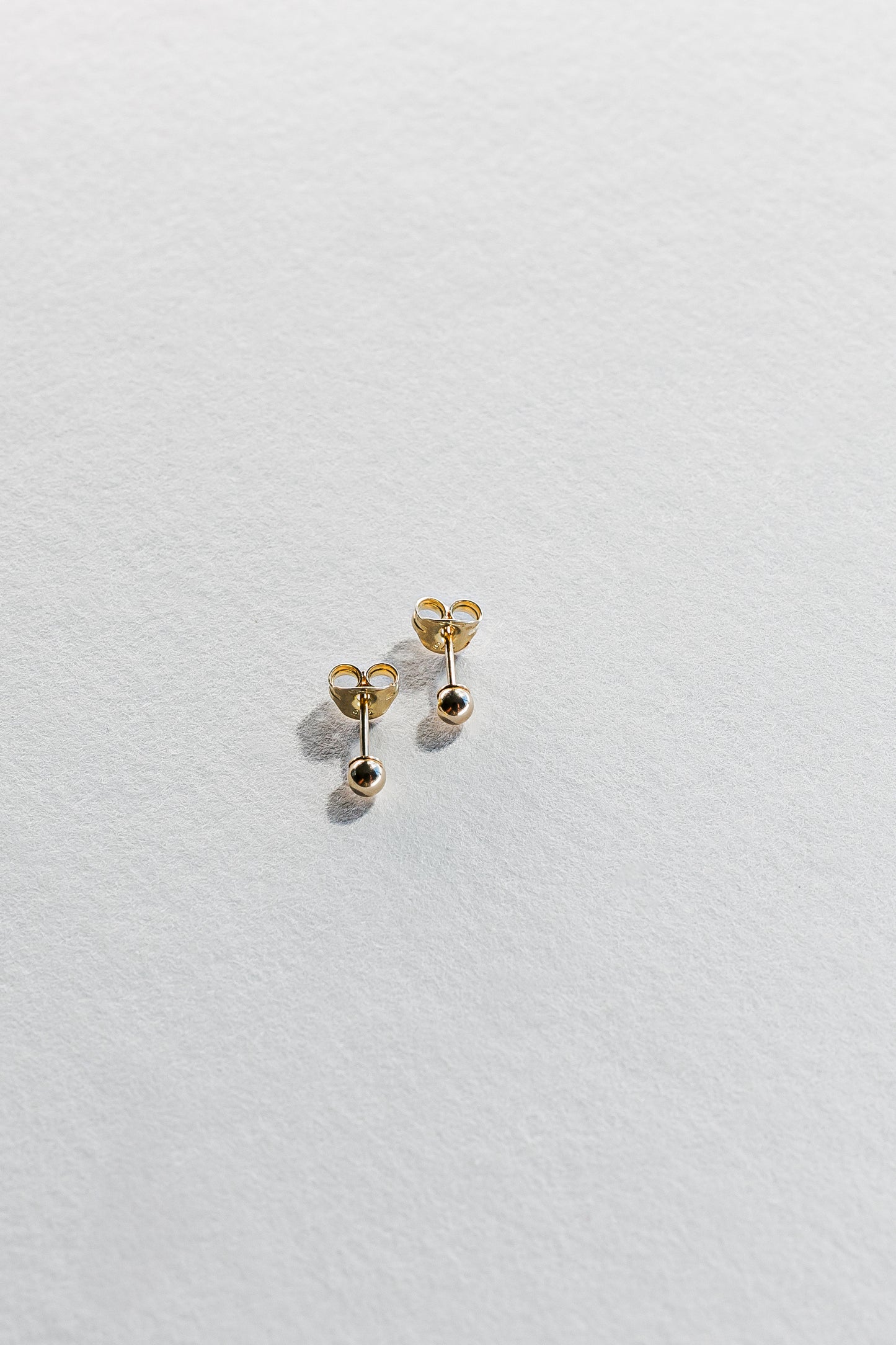 Lisa Webb Mini Ball Stud Earrings | 9CT Gold